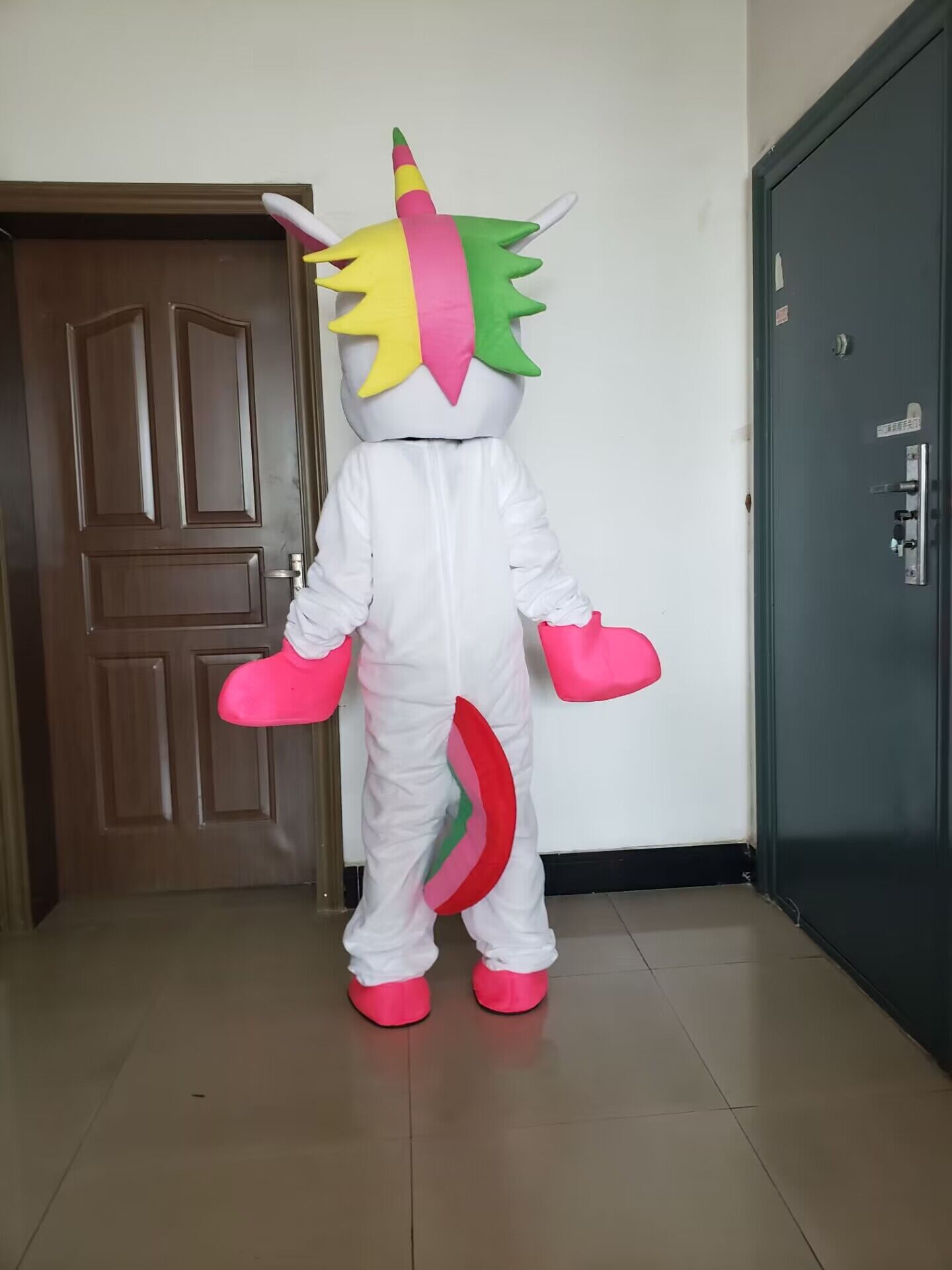 Adult Unicorn Mascot Costume C - đánh giá và giá Cosplay Prop Business